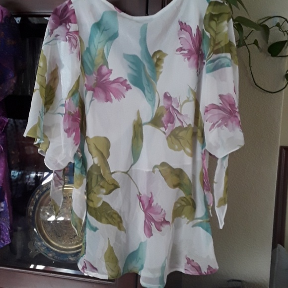 Ash & Sara Blouse - Picture 4 of 5